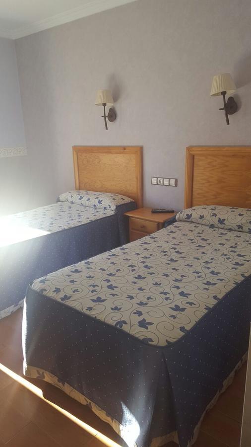 Hostal Restaurante San Juan Моліна-де-Араґон Екстер'єр фото