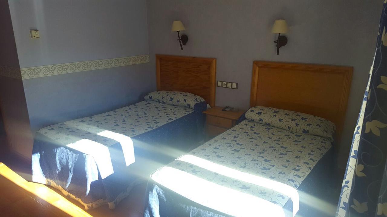 Hostal Restaurante San Juan Моліна-де-Араґон Екстер'єр фото